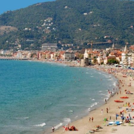 Apartmán Bilocale A 15 Min Da Alassio E Albenga Ranzo-Borgo Exteriér fotografie